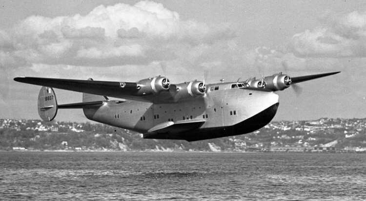Самолет Boeing 314 Clipper